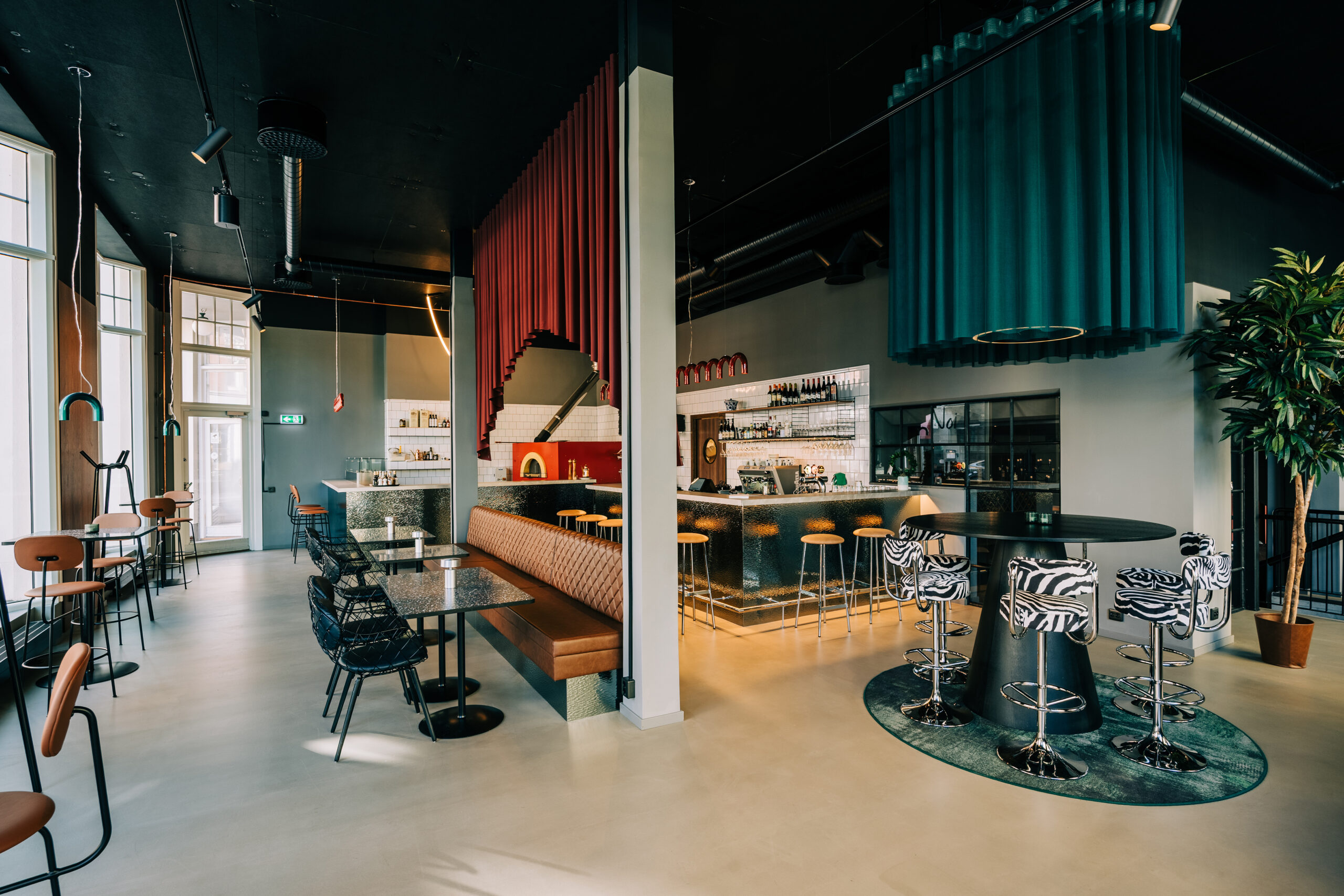 BIld på restauranginredning, Noi Pizza